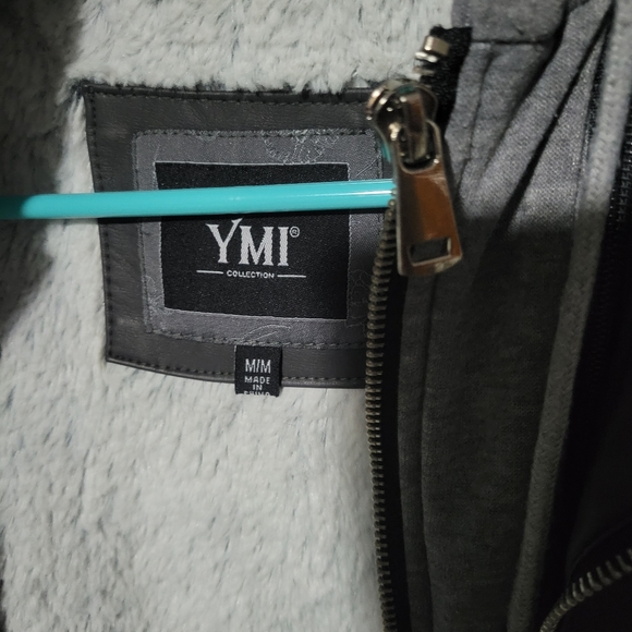 Jacket - Picture 2 of 4